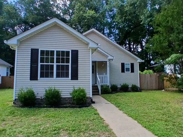 124 Mallard Dr, Suffolk, VA 23434