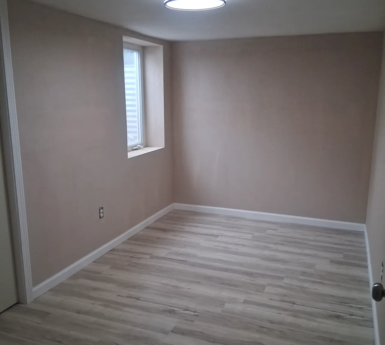 3 bed, 1200 sqft, $1,150 — Photo 2