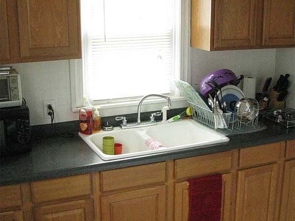 2nd image of 2309 N Maplewood Ave