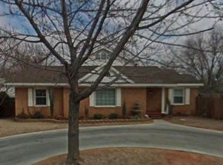 211 S 15th St, Clinton, OK 73601