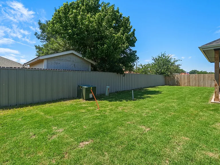 3882 National Dr — Photo 67