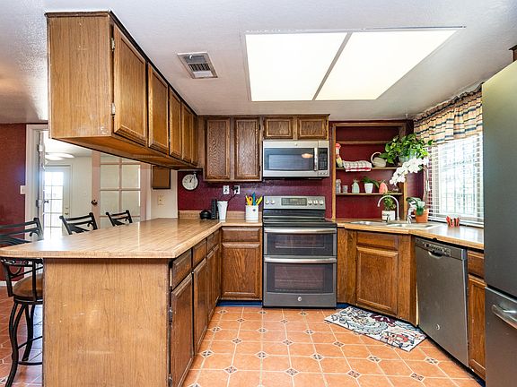2nd image of 6130 N 71st Dr