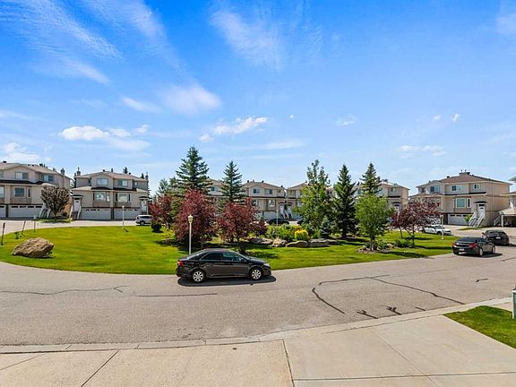 5th image of 116 NE Country Hills Gdns NW