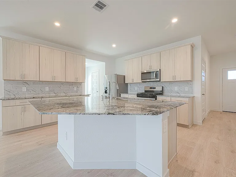 4303 Whitefish Ln — Photo 11