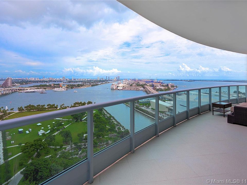1st image of 900 Biscayne Blvd APT 2706