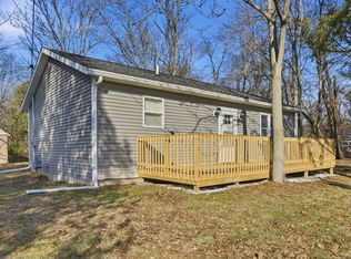 1606 N Longshore Dr, Walkerton, IN