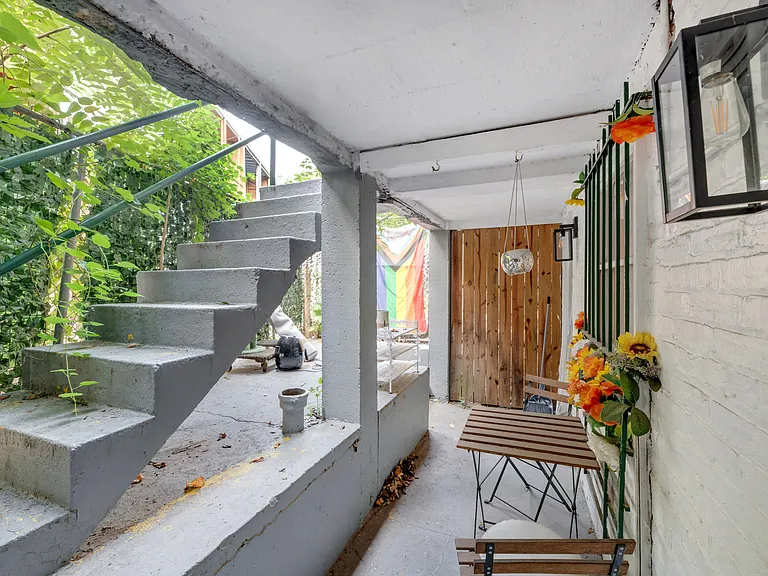 1353 Massachusetts Ave SE #C — Photo 17