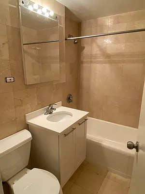 Rented by Real Estate Investors Group LLC | media 14