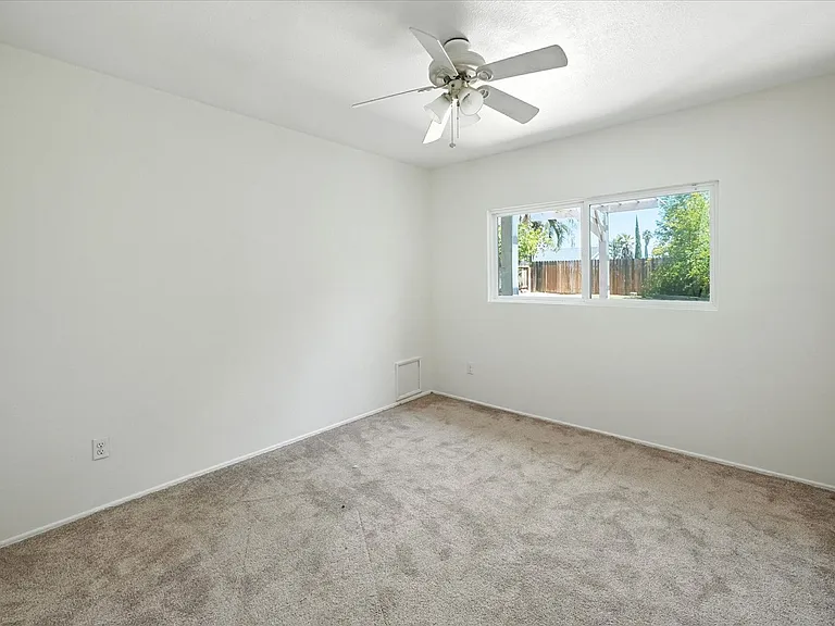 8846 Laramie Ave — Photo 17
