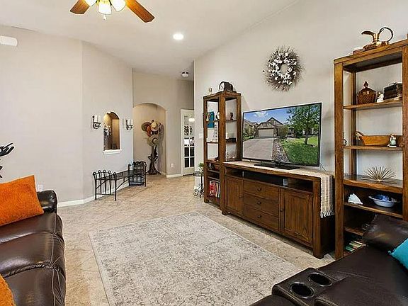 4th image of 6501 Alleyton Dr