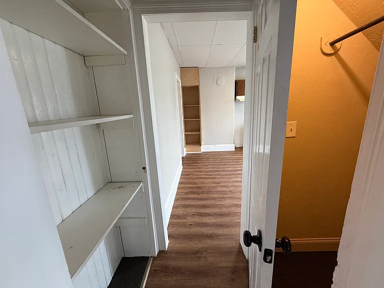 10 Fairview Ave #2 — Photo 6