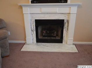 2106 Village Ln, Calera, AL 35040