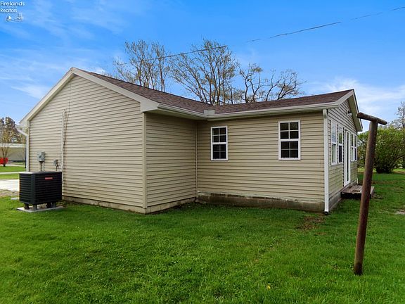 3rd image of 532 Donovan Rd
