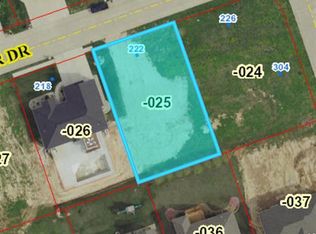 222 Vancouver Dr, Waterloo, IL 62298