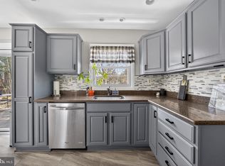 12402 Sarah Ln, Bowie, MD