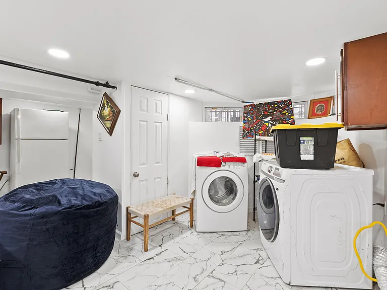 87 Clifton Pl — Photo 31