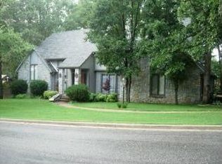 1123 Hilltop Ln, Joplin, MO 64804