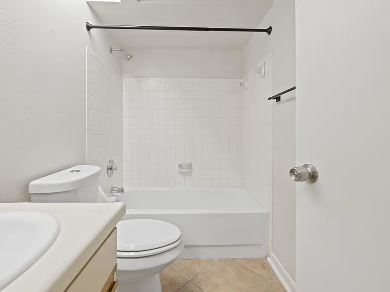 208 S Habana Ave #208B — Photo 22