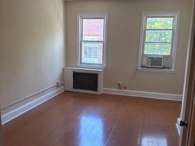 543 47th Ave #6 — Photo 5