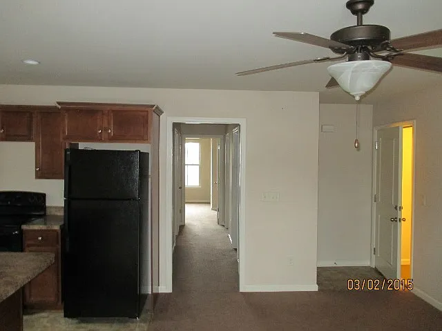 Rosewood Condos — Photo 4