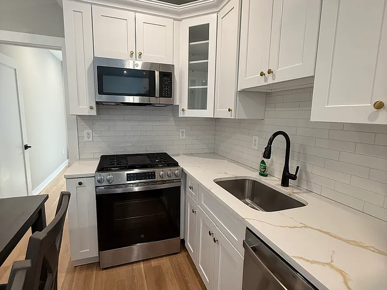 6006 Jefferson St #2 — Photo 5