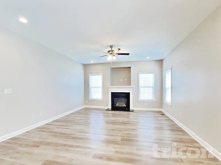 253 Water Mill Rd — Photo 2