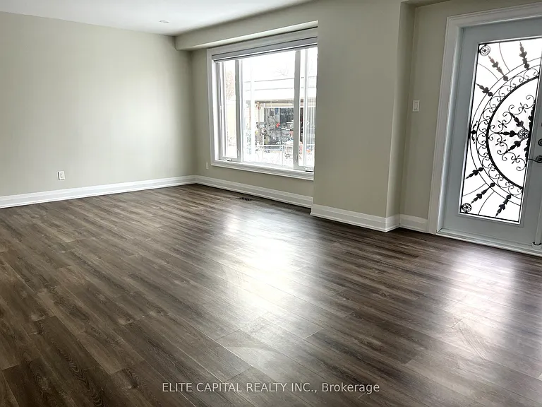 67 Hutcherson Sq — Photo 8