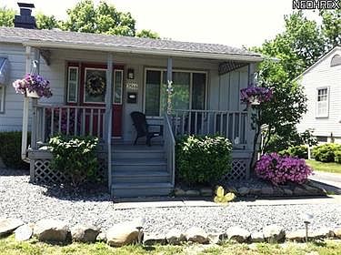 1st image of 3566 Oakview Dr