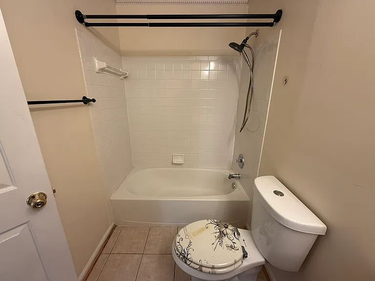 9908 Greenspire Way — Photo 8