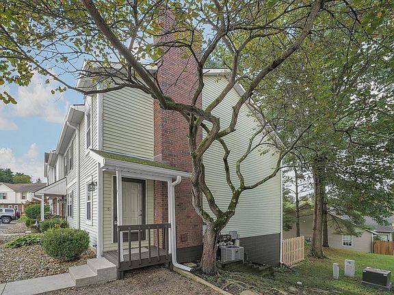 2nd image of 1275 Pineview Trl APT F