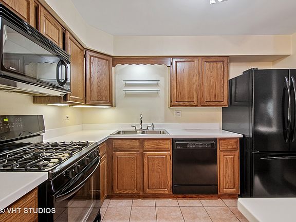 5th image of 1230 Park Ave W APT 206