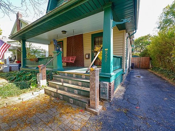 3rd image of 850 Euclaire Ave