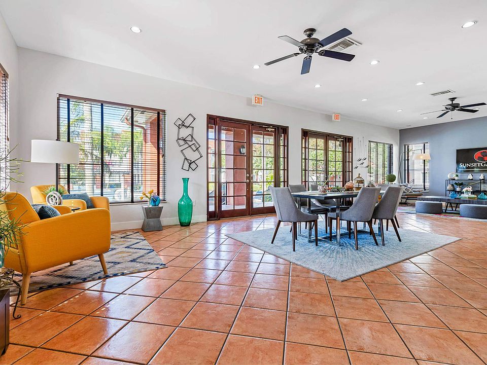 Miami FL apartments For Rent | Sunset Gardens Apartments |Kendall, Florida Area
