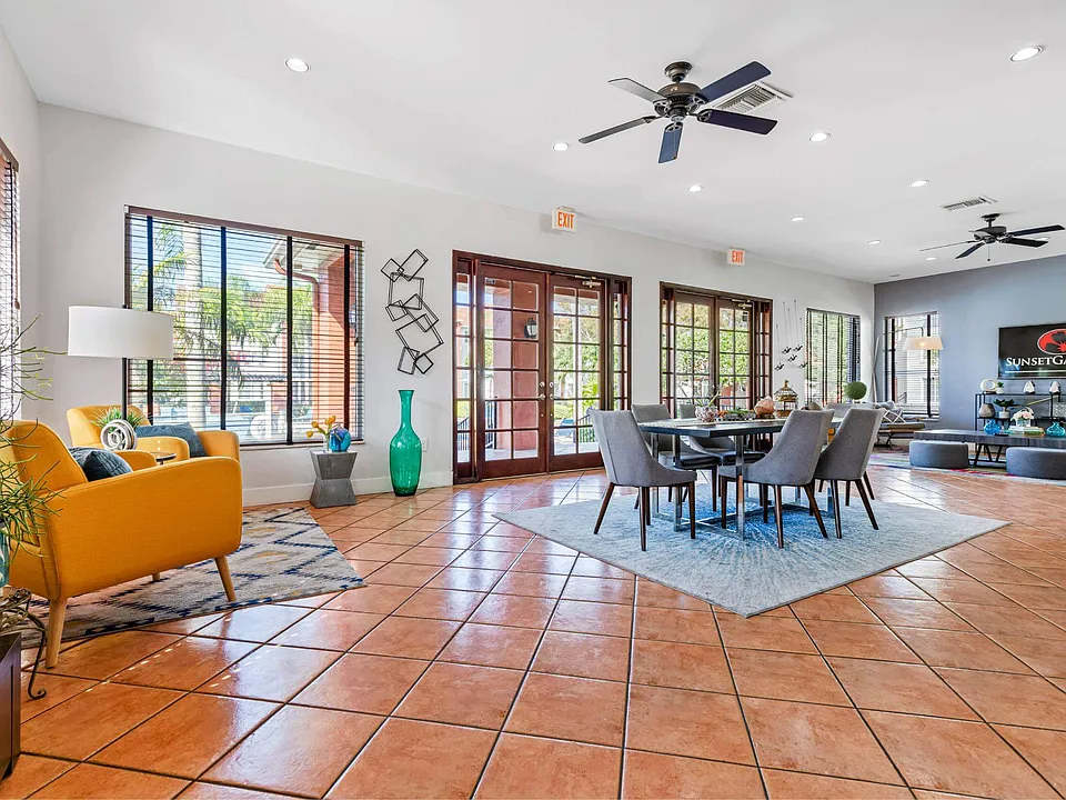 Miami FL apartments For Rent | Sunset Gardens Apartments |Kendall, Florida Area