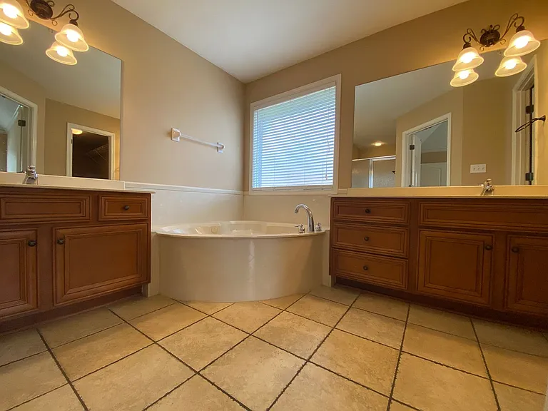 7835 Anna Calla Way — Photo 14