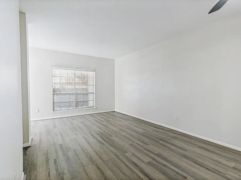 2626 Holly Hall St #605 — Photo 4