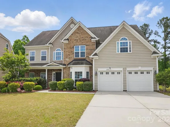 8923 Happiness Rd, Harrisburg, NC 28075