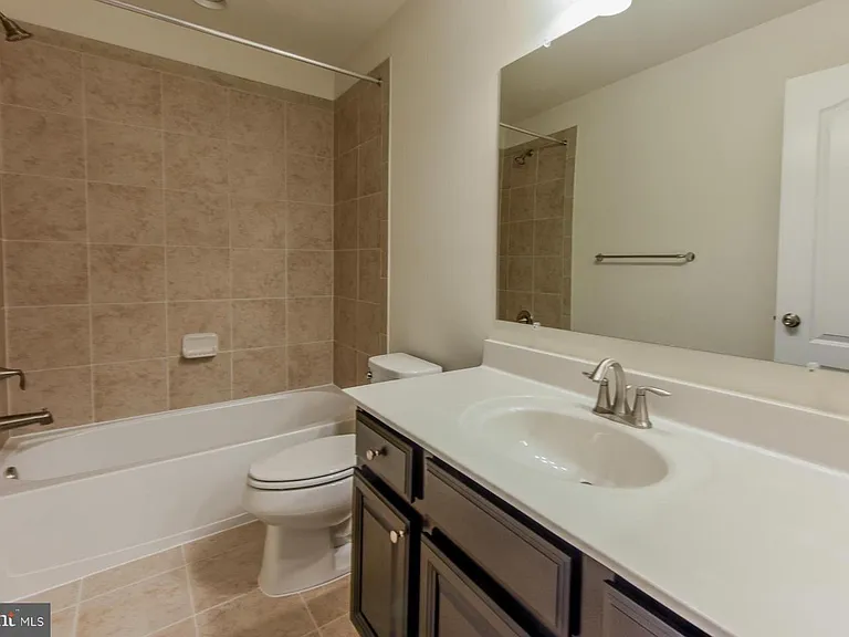 7443 Saint Margarets Blvd — Photo 22