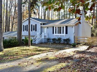 1205 Tanglewood Dr, South Hill, VA 23970