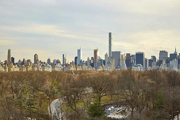 Sold by Stribling | media 10