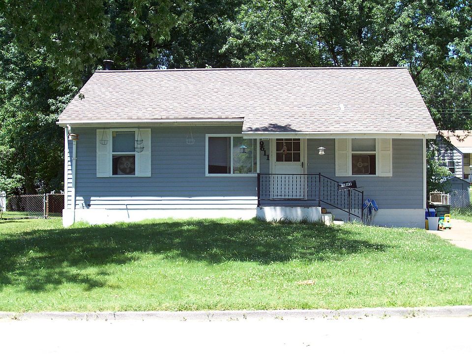1st image of 9611 Echo Ln