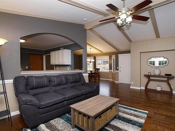 3rd image of 8743 Fern Glen Dr