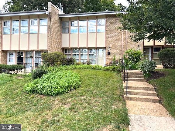 2nd image of 4435 Briarwood Ct S