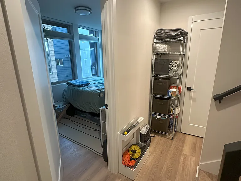 8009 B Mary Ave NW — Photo 7