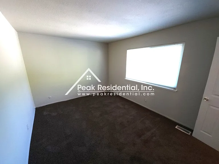 5948 Walerga Rd #3 — Photo 16