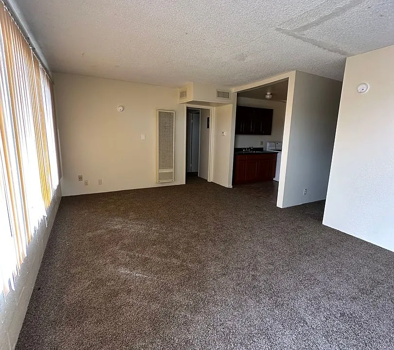 1693 Villa Ave.