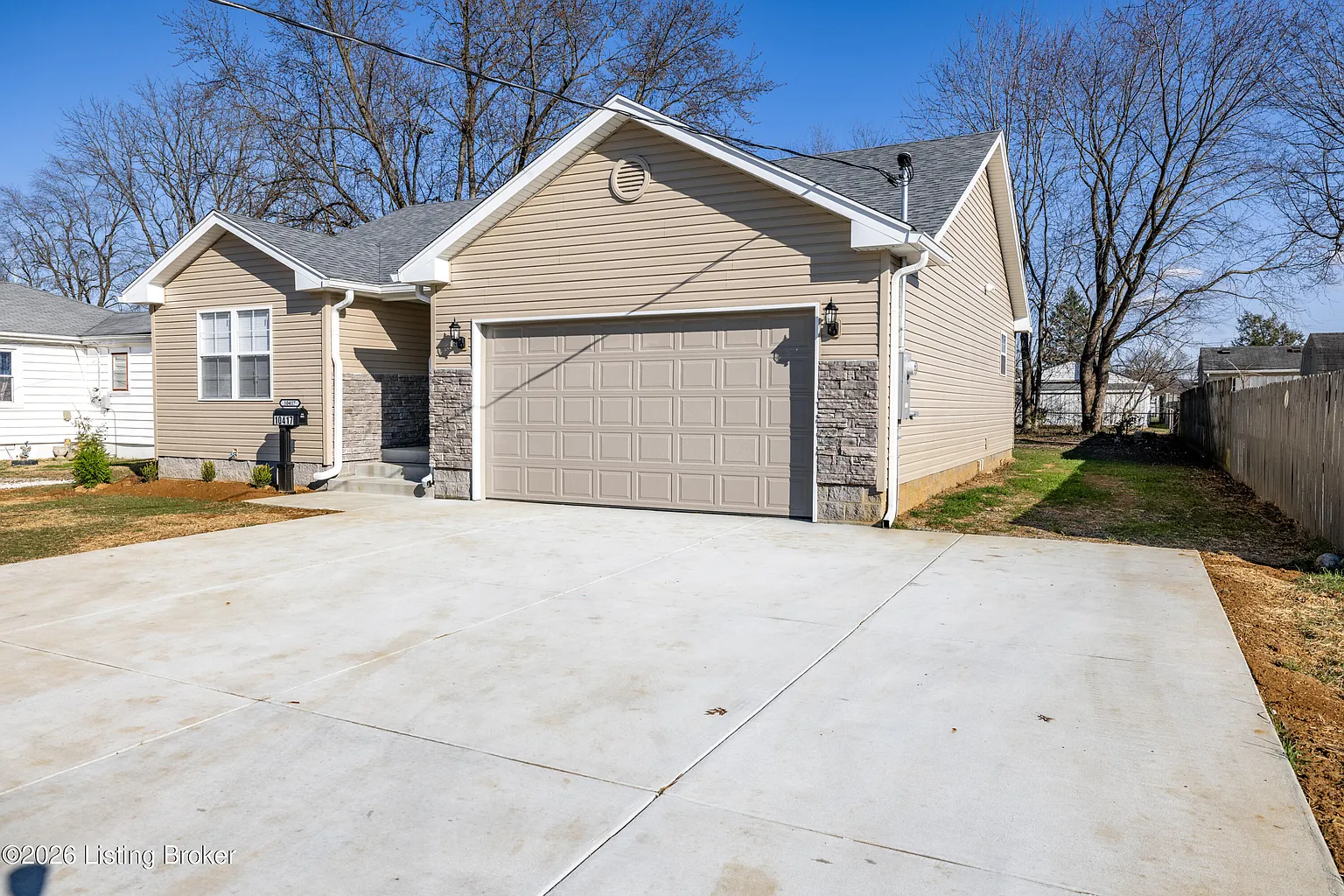 10417 La Plaza Ave photo 1