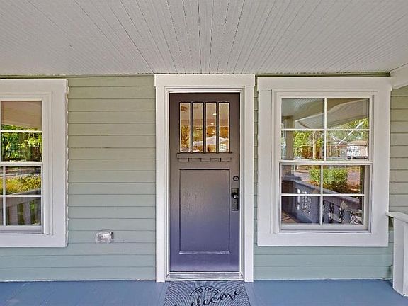 3rd image of 1305 E Louisiana Ave
