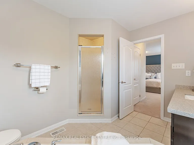 996 Savoline Blvd — Photo 28