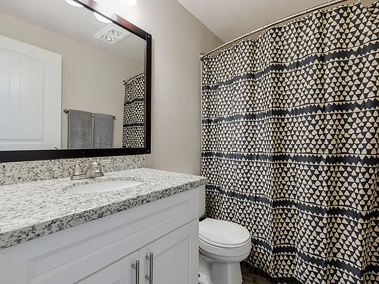 Moreland Place Apartments — Photo 9